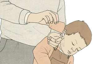 Извлечение насекомого из уха ребенка Извлечение насекомого из уха ребенка