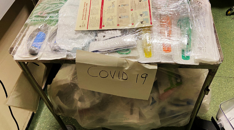 Столик анестезиолога для интубации больного, инфицированного COVID-19 Столик анестезиолога для интубации больного, инфицированного COVID-19